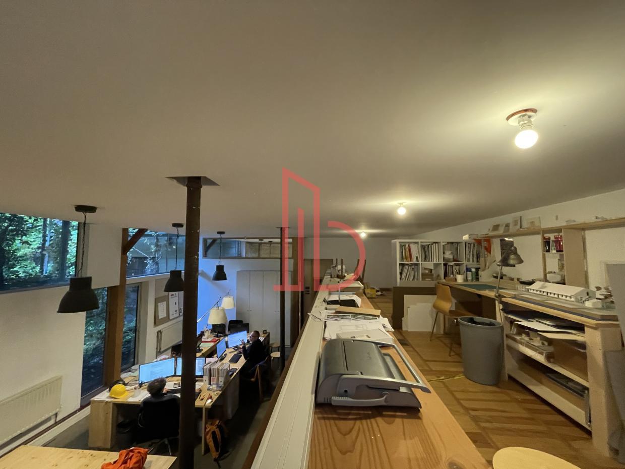 À louer Bureaux - Bordeaux 33300 - 130m²