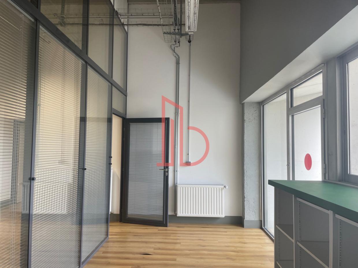 À louer Bureaux - Bègles 33130 - 210m²