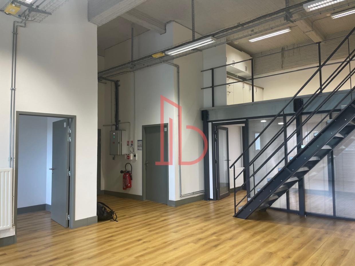 À louer Bureaux - Bègles 33130 - 210m²