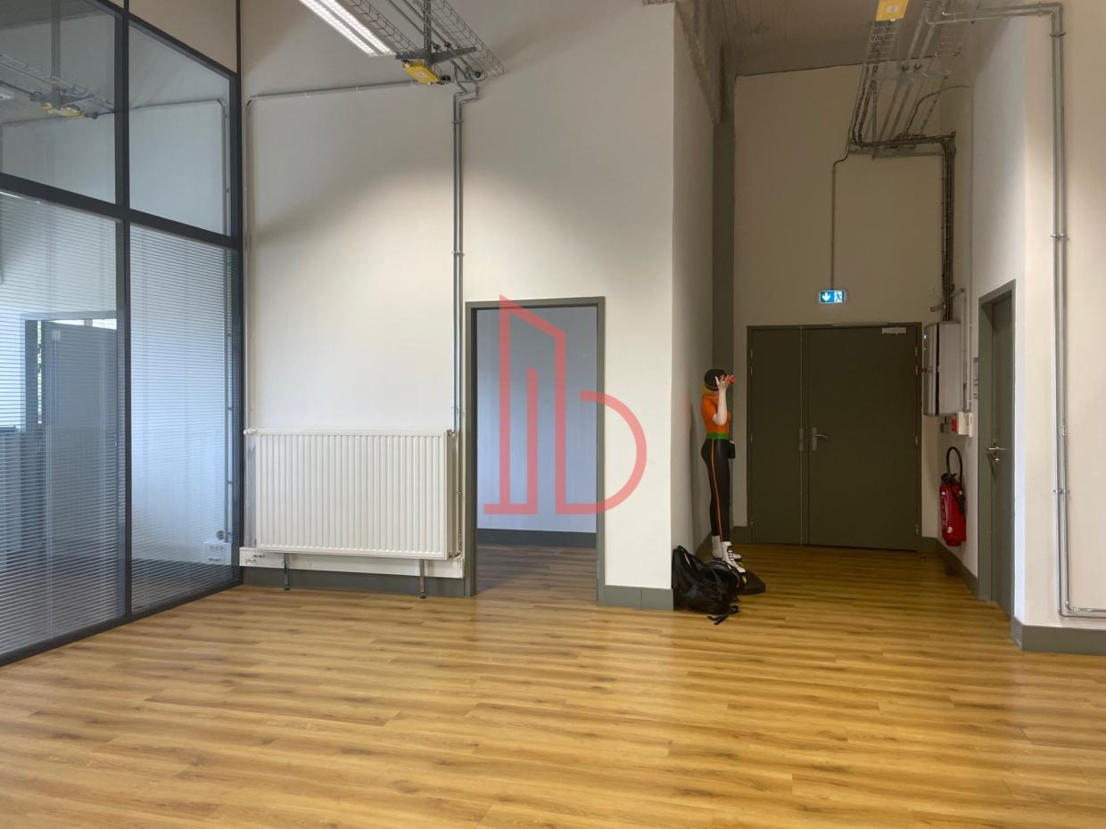 À louer Bureaux - Bègles 33130 - 210m²