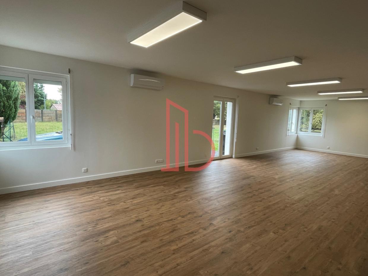 À louer Bureaux - Eysines 33320 - 180m²