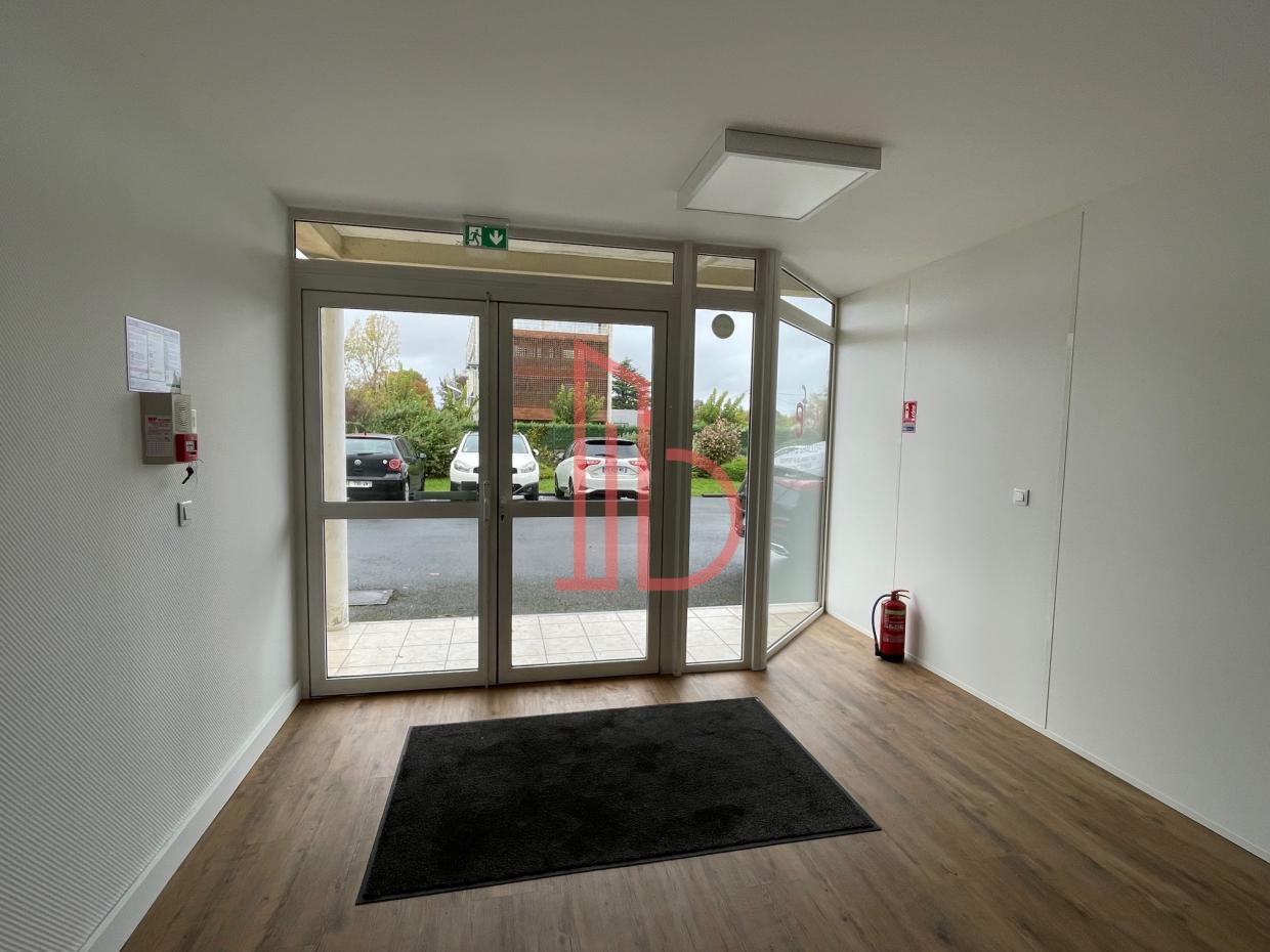 À louer Bureaux - Eysines 33320 - 180m²