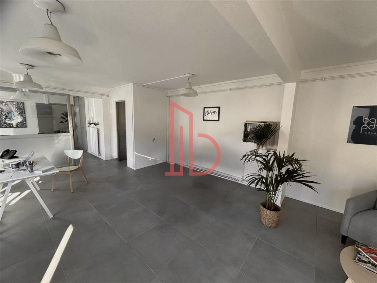 À vendre Bureaux - Bordeaux 33200 - 72m²