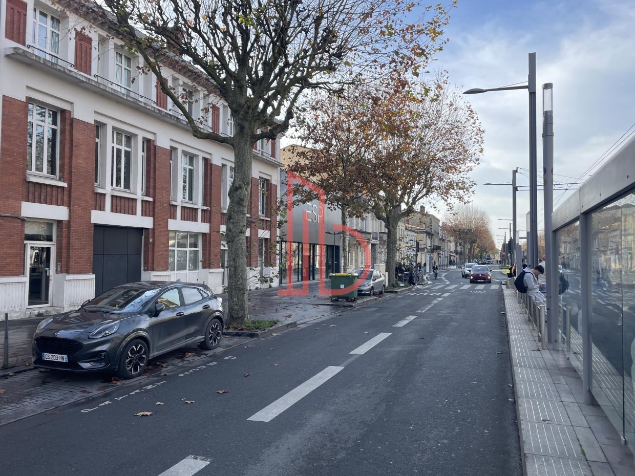 À vendre Bureaux - Bordeaux 33100 - 257m²