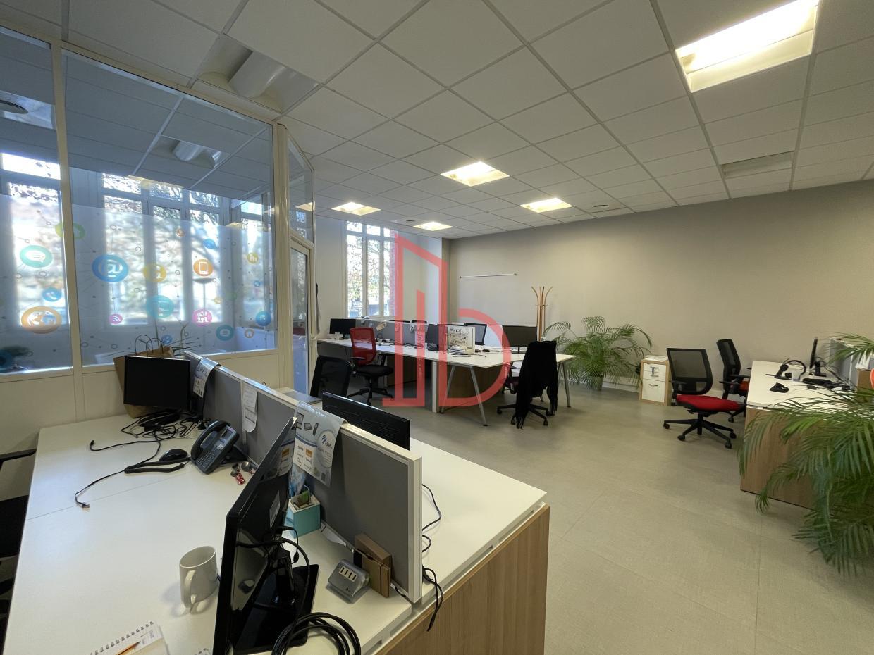 À vendre Bureaux - Bordeaux 33100 - 257m²