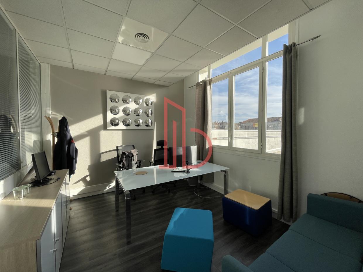 À vendre Bureaux - Bordeaux 33100 - 257m²