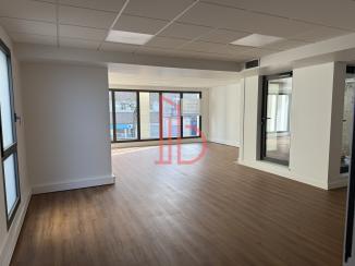 À louer Bureaux - Bordeaux 33800 - 508.98m²