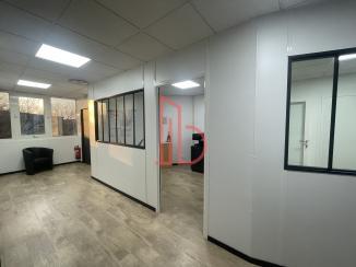 À louer Bureaux - Mérignac 33700 - 295m²