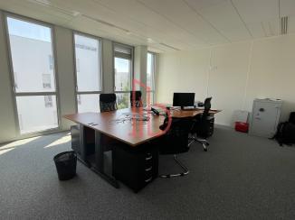À louer Bureaux - Bordeaux 33000 - 571m²