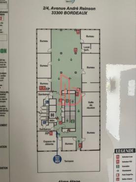 À louer Bureaux - Bordeaux 33000 - 571m²
