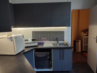 À louer Bureaux - Bordeaux 33000 - 135m²