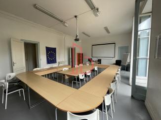 À louer Bureaux - Bordeaux 33000 - 470m²