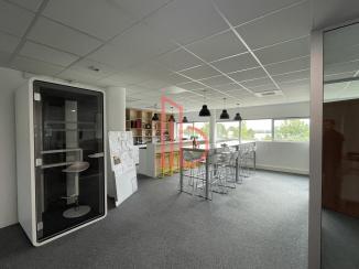 À louer Bureaux - Bruges 33520 - 313m²