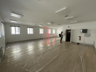 À louer Bureaux - Bordeaux 33000 - 90m²