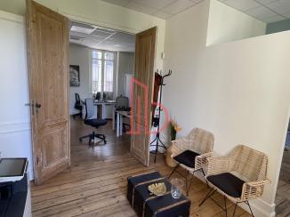 À louer Bureaux - Bordeaux 33000 - 60m²