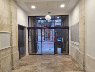 À louer Bureaux - Bordeaux 33000 - 356m²