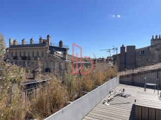 À louer Bureaux - Bordeaux 33000 - 215m²