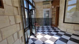 À louer Bureaux - Bordeaux 33000 - 121.1m²