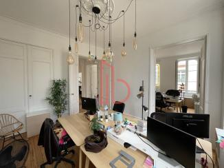 À louer Bureaux - Bordeaux 33000 - 180m²