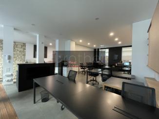 À louer Bureaux - Bordeaux 33000 - 310m²