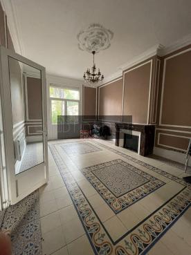 À louer Bureaux - Bordeaux 33200 - 475m²