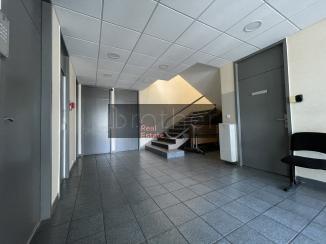 À louer Bureaux - Bordeaux 33300 - 80m²