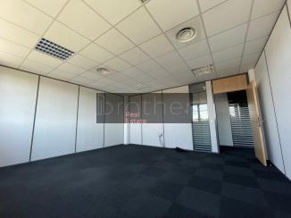 À louer Bureaux - Villenave-d'Ornon 33140 - 1436.75m²