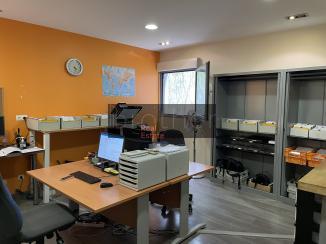 À louer Bureaux - Bordeaux 33100 - 200m²