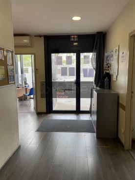 À louer Bureaux - Bordeaux 33100 - 200m²