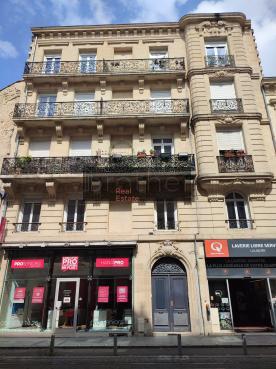 À vendre Bureaux - Bordeaux 33000 - 1164m²