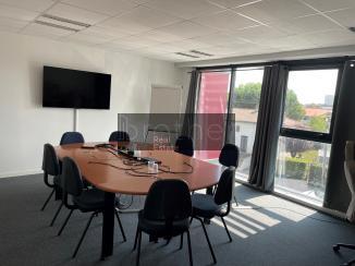 À louer Bureaux - Lormont 33310 - 238m²