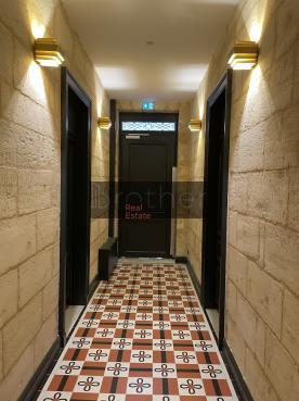 À louer Bureaux - Bordeaux 33000 - 333.94m²