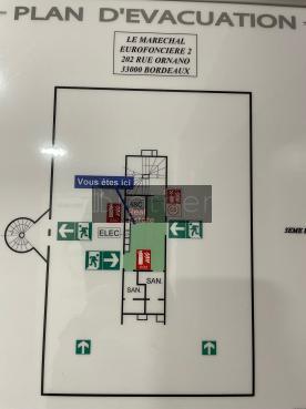 À louer Bureaux - Bordeaux 33000 - 635.07m²