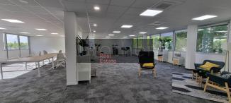 À louer Bureaux - Pessac 33600 - 1953m²