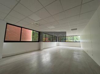 À louer Bureaux - Mérignac 33700 - 1204m²