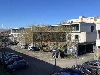 À louer Bureaux - Bordeaux 33000 - 2467m²