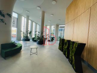 À louer Bureaux - Bordeaux 33100 - 4152m²