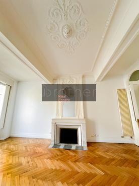 À louer Bureaux - Bordeaux 33000 - 181m²