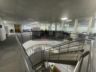 À louer Bureaux - Mérignac 33700 - 787m²