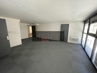 À louer Bureaux - Bordeaux 33300 - 48m²