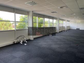 À louer Bureaux - Mérignac 33700 - 2878m²