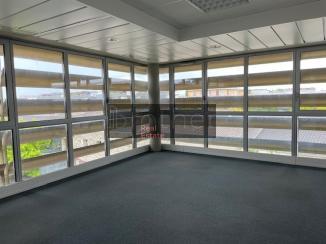 À louer Bureaux - Bordeaux 33300 - 190m²