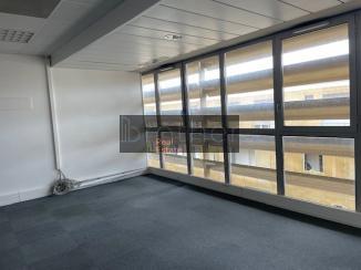 À louer Bureaux - Bordeaux 33300 - 190m²