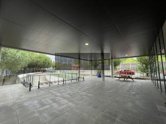 À louer Bureaux - Lormont 33310 - 916.9m²