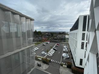 À louer Bureaux - Lormont 33310 - 916.9m²