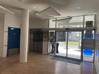 À louer Bureaux - Bordeaux 33300 - 1901m²