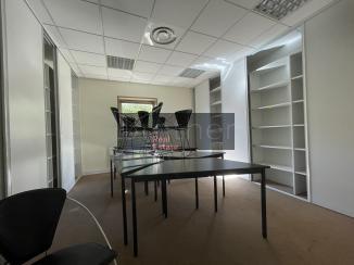 À louer Bureaux - Bruges 33520 - 395m²