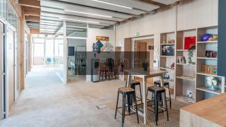 À louer Bureaux - Bordeaux 33800 - 1627.68m²