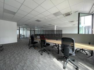 À louer Bureaux - Bruges 33520 - 189m²