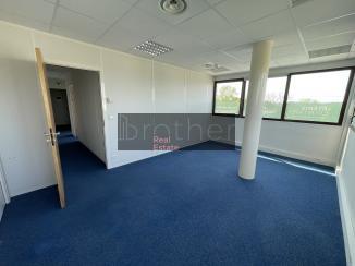 À louer Bureaux - Mérignac 33700 - 107m²